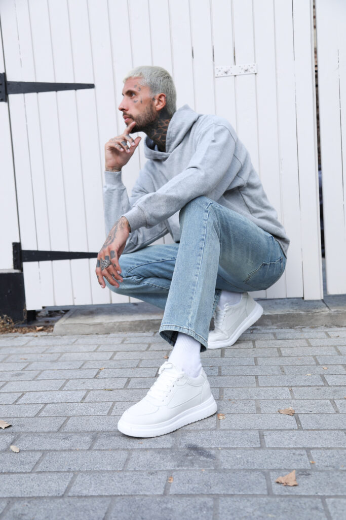How to look taller with height-boosting shoes from CONZURI