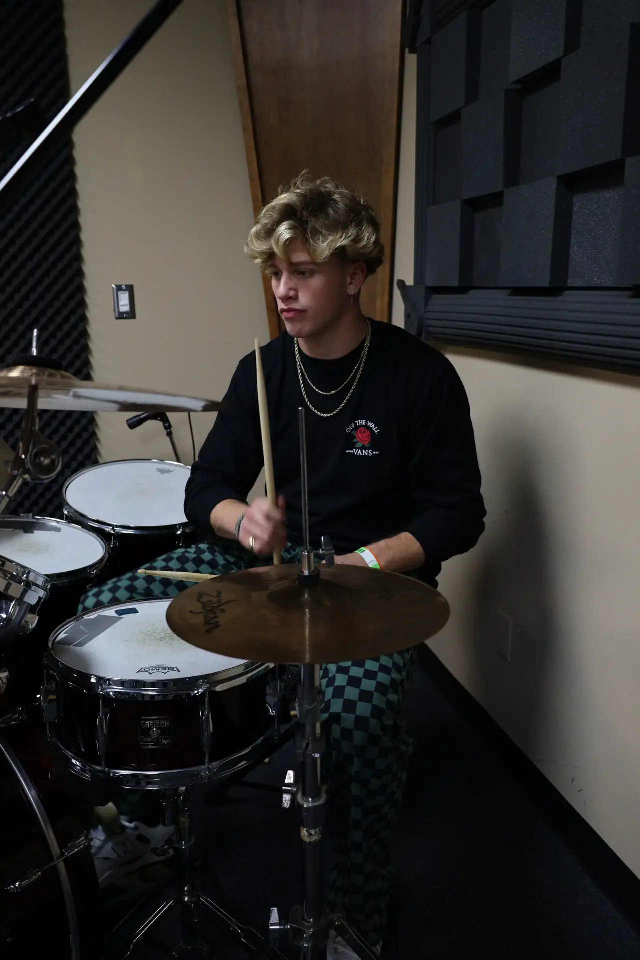Shane Appell - Using Music To Uplift & Inspire His Fans Shane Appell, singer/songwriter plating drums
